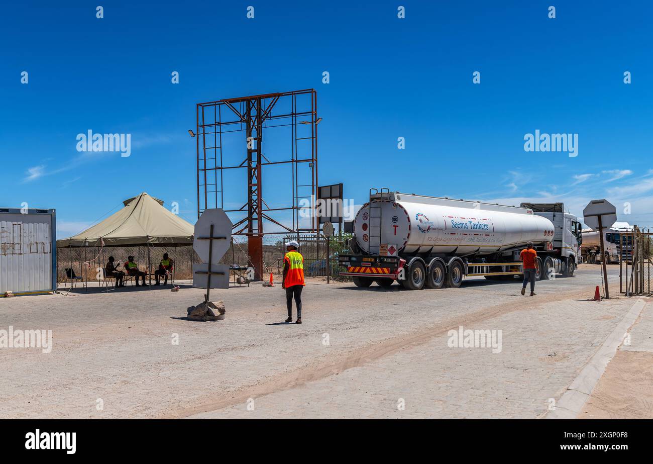 Poste de contrôle frontalier de Buitepos entre la Namibie et le Botswana Banque D'Images