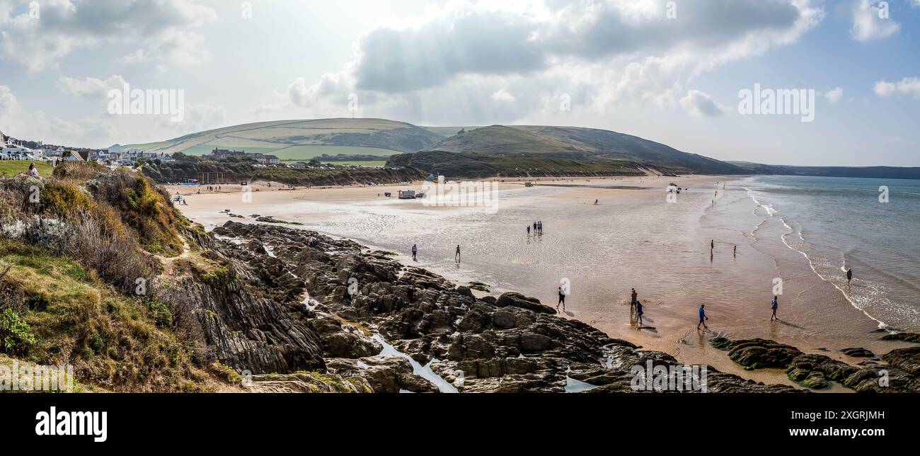 Panorama de Woolacombe Beach dans le nord du Devon un jour d'été Banque D'Images