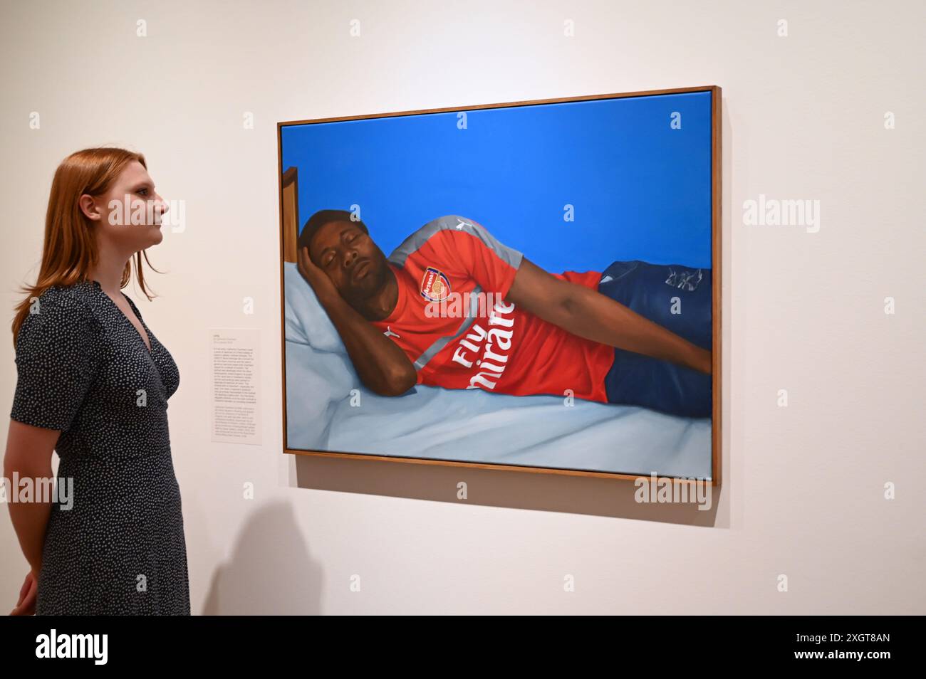 Antony Williams a annoncé comme gagnant du Herbert Smith Freehills Portrait Award 2024 le célèbre concours de peinture de la National Portrait Gallery revient pour sa quarante-deuxième année grâce au soutien du nouveau commanditaire principal, Herbert Smith Freehills. Rebecca Orcutt remporte le Young Artist Award pour son autoportrait Before It’s Ruined (or an Unalized Mean Side). L'exposition est gratuite du 11 juillet au 27 octobre 2024. Banque D'Images