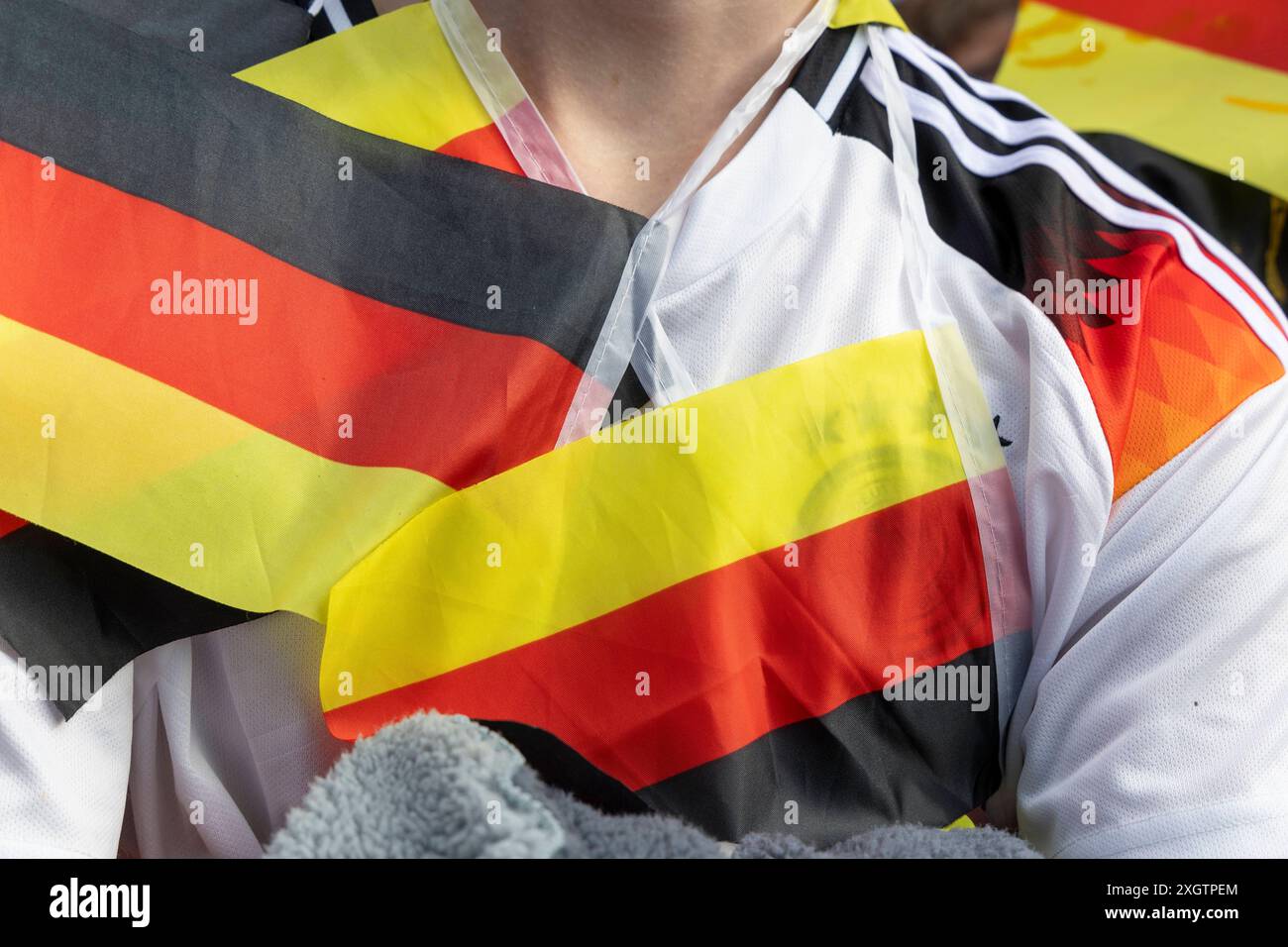 Hambourg, public Viewing der Fussball EM-2024. 05.07.2024, eu, DEU, Deutschland, Hamburg, Hamburg : Fussball EM-2024. Public Viewing beim Spiel Deutschland - Spanien auf dem Heiligengeistfeld in compris Pauli. Eu, DEU, Allemagne, Hambourg, Hambourg : Championnat d'Europe de football 2024 vue publique du match Allemagne-Espagne sur le Heiligengeistfeld à St Pauli. Banque D'Images