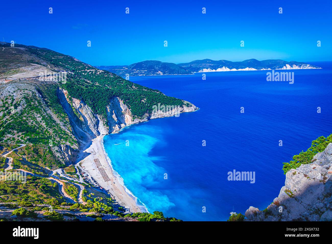 Céphalonie, Grèce : Paralia Myrtos, l'une des plus belles plages de l'île, les îles grecques. Destination de voyage Europe Banque D'Images