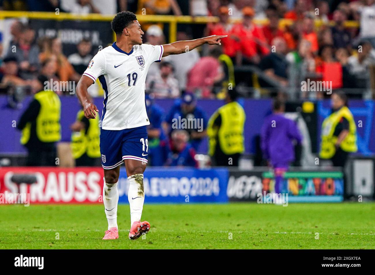 Dortmund, pays-Bas. 10 juillet 2024. DORTMUND, PAYS-BAS - 10 JUILLET : Ollie Watkins, de l'Angleterre, fait des gestes lors de la demi-finale de l'UEFA EURO 2024 entre les pays-Bas et l'Angleterre au BVB Stadion Dortmund le 10 juillet 2024 à Dortmund, pays-Bas. (Photo par Andre Weening/Orange Pictures) crédit : Orange pics BV/Alamy Live News Banque D'Images