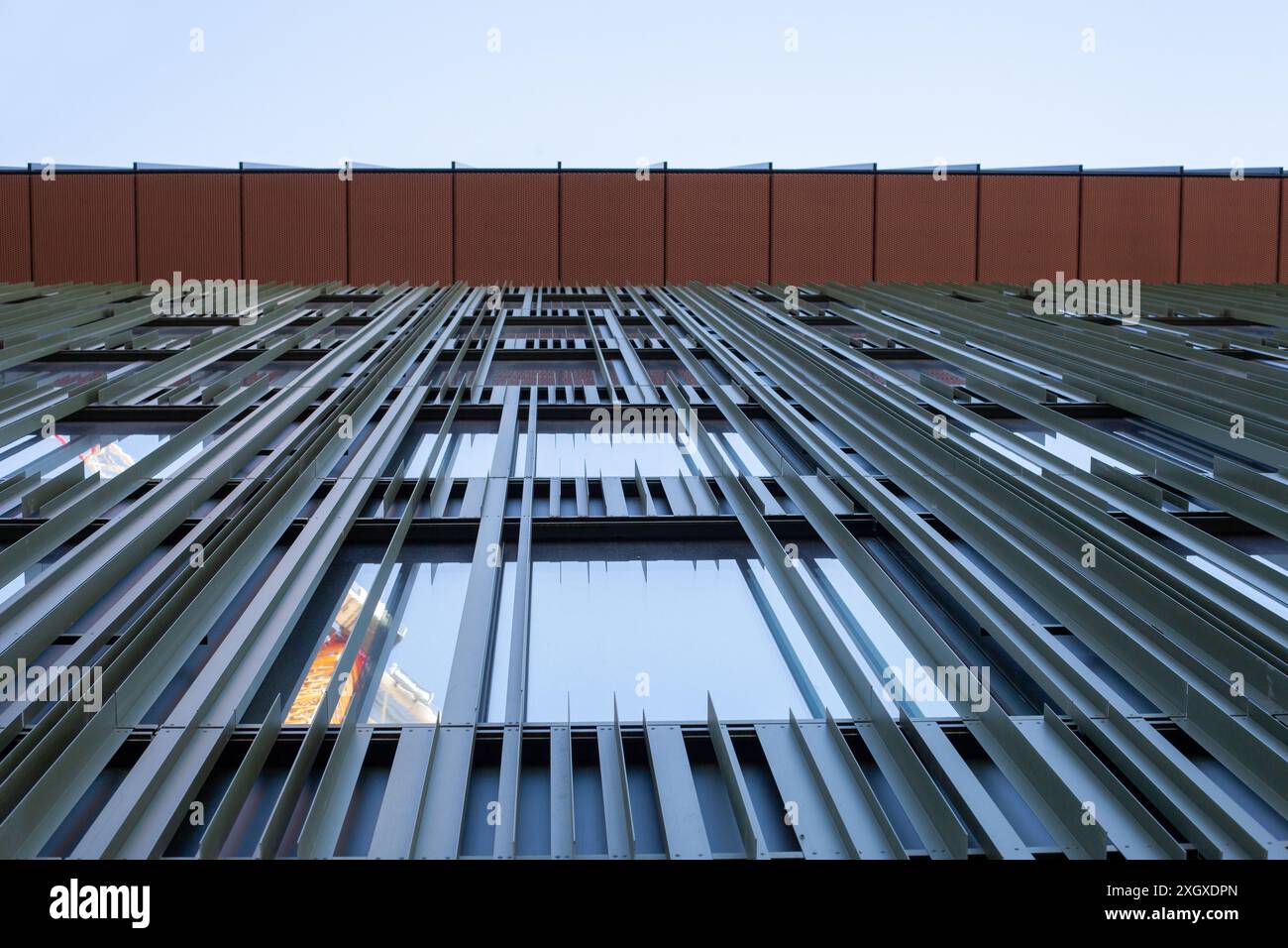 Vue abstraite de la façade du bâtiment moderne Banque D'Images