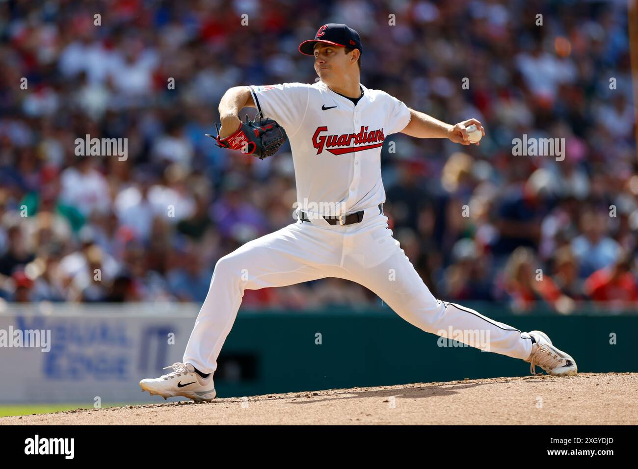 Logan Allen des Guardians de Cleveland lance un terrain lors d'un match contre les Giants de San Francisco au progressive Field le 6 juillet 2024 à Cleveland, Ohio. (Photo de Brandon Sloter/image du sport) Banque D'Images