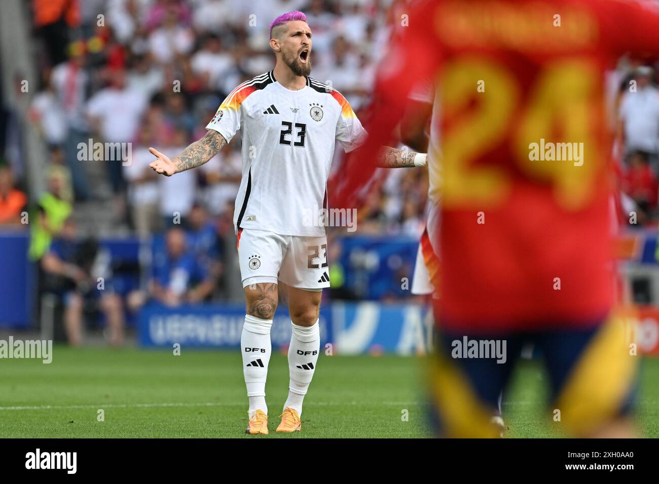 Robert Andrich (23 ans) de l'Allemagne photographié lors d'un match de football entre les équipes nationales d'Espagne et d'Allemagne dans la phase quart de finale du tournoi UEFA Euro 2024 , le jeudi 5 juillet 2024 à Stuttgart , Allemagne . PHOTO SPORTPIX | David Catry Banque D'Images