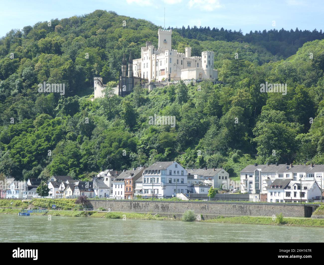Stolzenfels Schloss Stolzenfels ALS Burg Stolzenfels vom Trierer Erzbischof 1412 vom Trierer Erzbischof Arnold von Isenburg erbaut zur Erhebung des Rheinzolls., 1689 zerstört, 1823 schenkte die Stadt Koblenz die ruine dem preußischen Kronprinzen Friedrich Wilhelm. *** Château de Stolzenfels le Château de Stolzenfels a été construit en 1412 par l'archevêque de Trèves, Arnold von Isenburg, pour percevoir les péages rhénans et a été détruit en 1689. En 1823, la ville de Coblence a fait don des ruines au prince héritier de Prusse Friedrich Wilhelm Copyright : xStopperx/xEibner-Pressefotox EP asr Banque D'Images