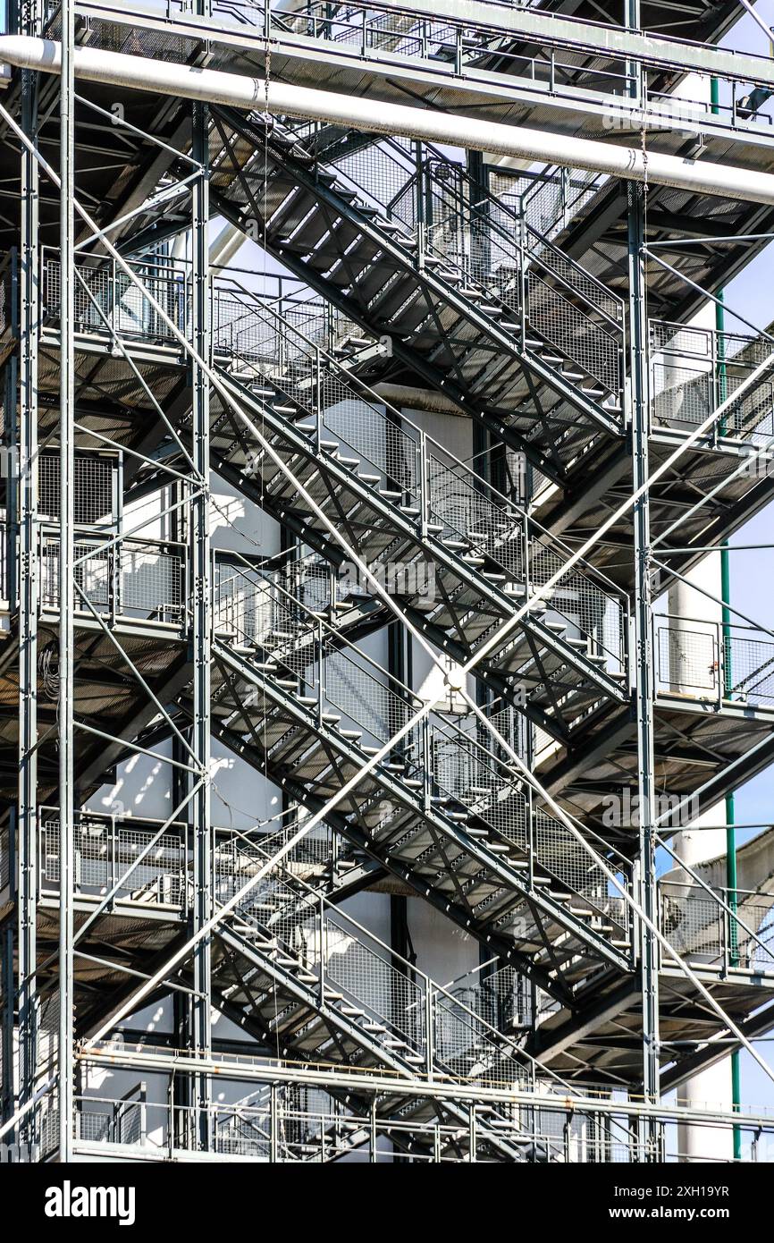 Escalier extérieur du Centre Pompidou - Paris 75004, France. Banque D'Images