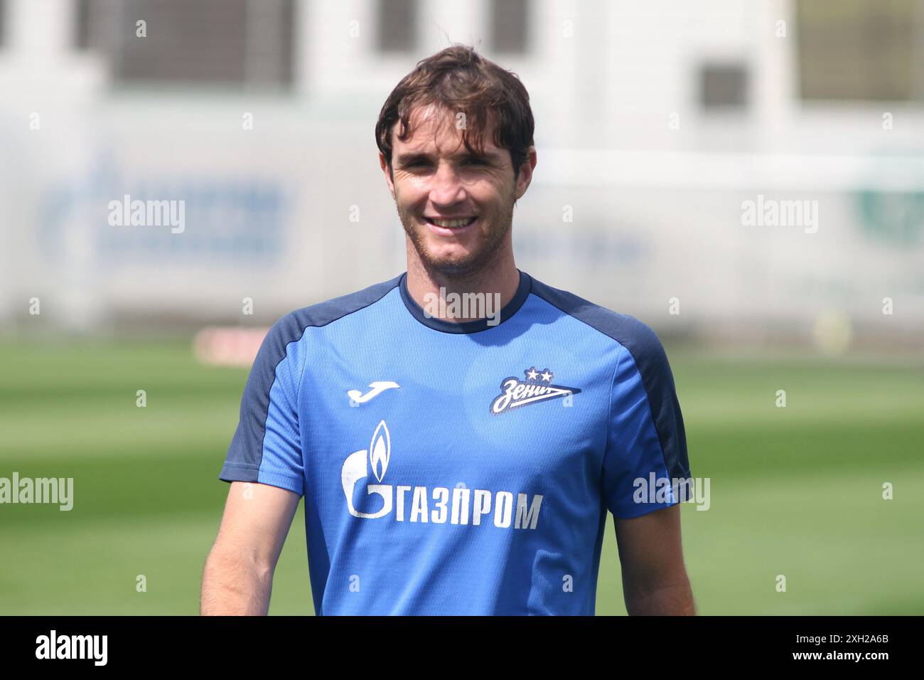 Saint-Pétersbourg, Russie. 11 juillet 2024. Mario Figueira Fernandes (6 ans), du club de football Zenit vu lors d'un entraînement ouvert à la base d'entraînement du Zenit FC à Saint-Pétersbourg avant le match de football Zenit Saint-Pétersbourg - Krasnodar, Super Coupe de football russe Olimpbet 2024, qui se tiendra à Volgograd. Crédit : SOPA images Limited/Alamy Live News Banque D'Images