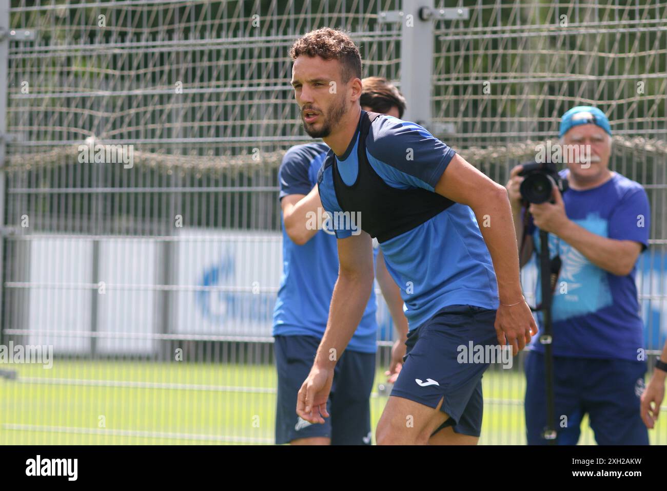 Saint-Pétersbourg, Russie. 11 juillet 2024. Strahinja Erakovic (25 ans), du club de football Zenit vu lors d'un entraînement ouvert à la base d'entraînement du Zenit FC à Saint-Pétersbourg avant le match de football Zenit Saint-Pétersbourg - Krasnodar, Olimpbet Russian Football Super Cup 2024, qui se tiendra à Volgograd. Crédit : SOPA images Limited/Alamy Live News Banque D'Images