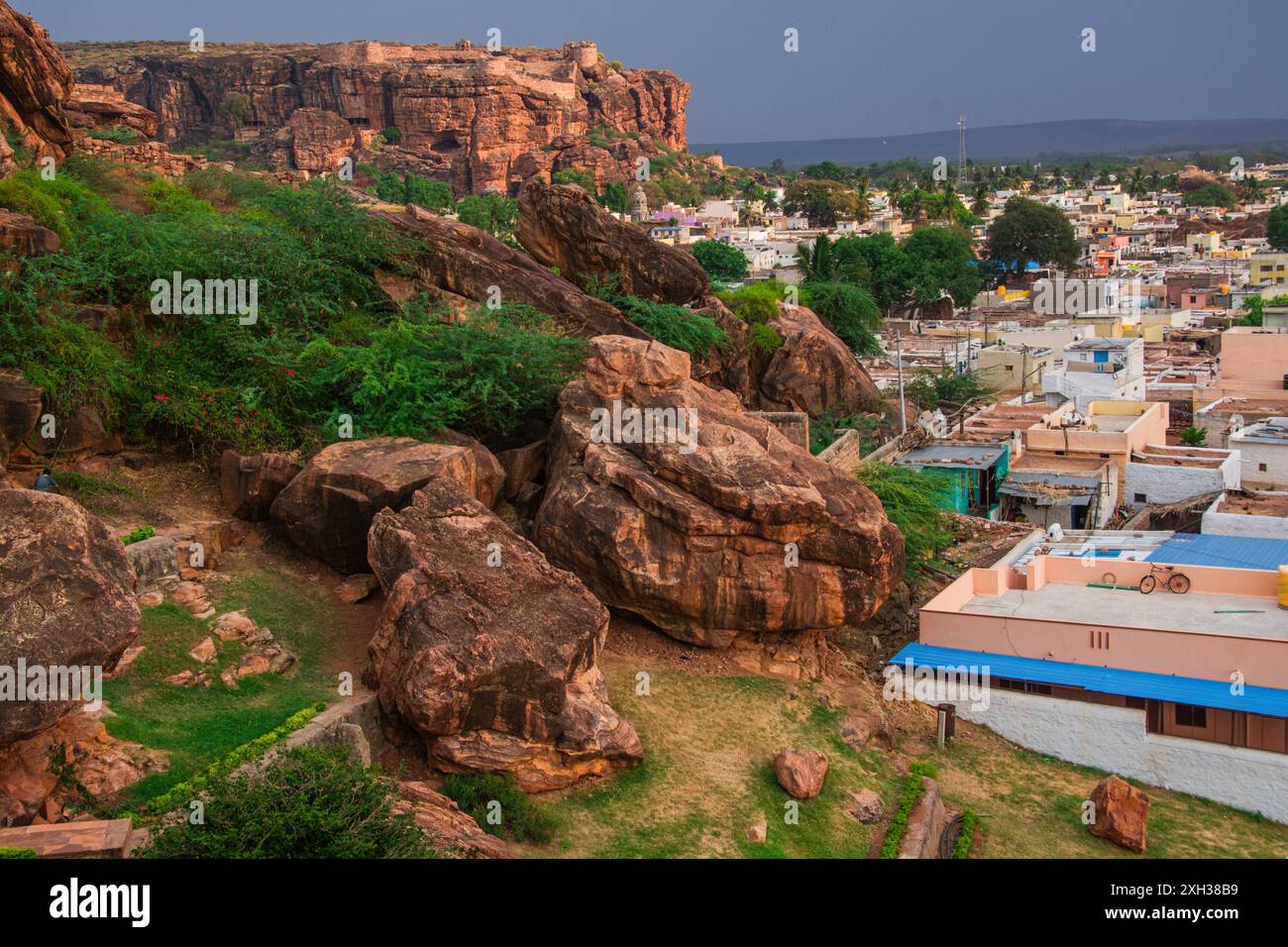 ville et paysage à badami karnataka inde Banque D'Images