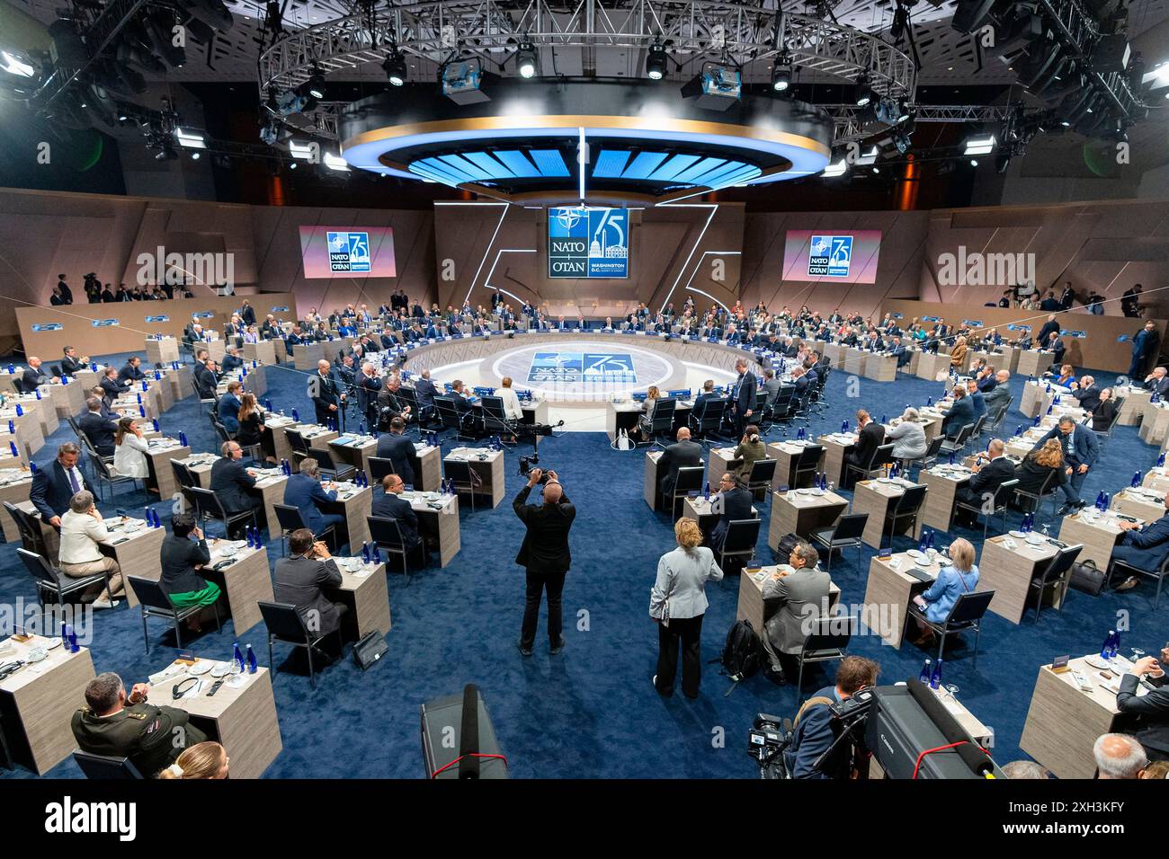 Washington, États-Unis. 11 juillet 2024. U. Le Président Joe Biden, assiste à la session de travail III de la réunion du Conseil de l'Ukraine lors du Sommet de l'OTAN du 75e anniversaire au Walter E. Washington Convention Center, le 11 juillet 2024 à Washington, DC crédit : Oliver Contreras/White House photo/Alamy Live News Banque D'Images