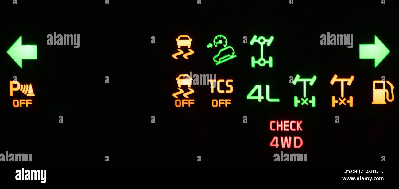 L'erreur soupire sur la macro de tableau de bord de voiture 4x4 vue rapprochée Banque D'Images