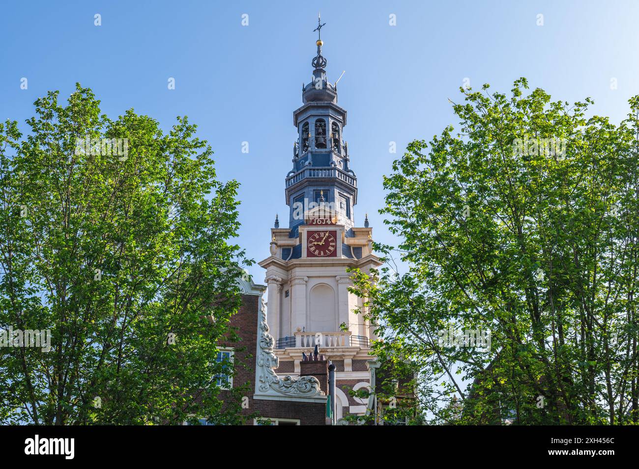 Flèche du Zuiderkerk, église du Sud, vue du pont Staalmeestersbrug à Amsterdam, pays-Bas Banque D'Images