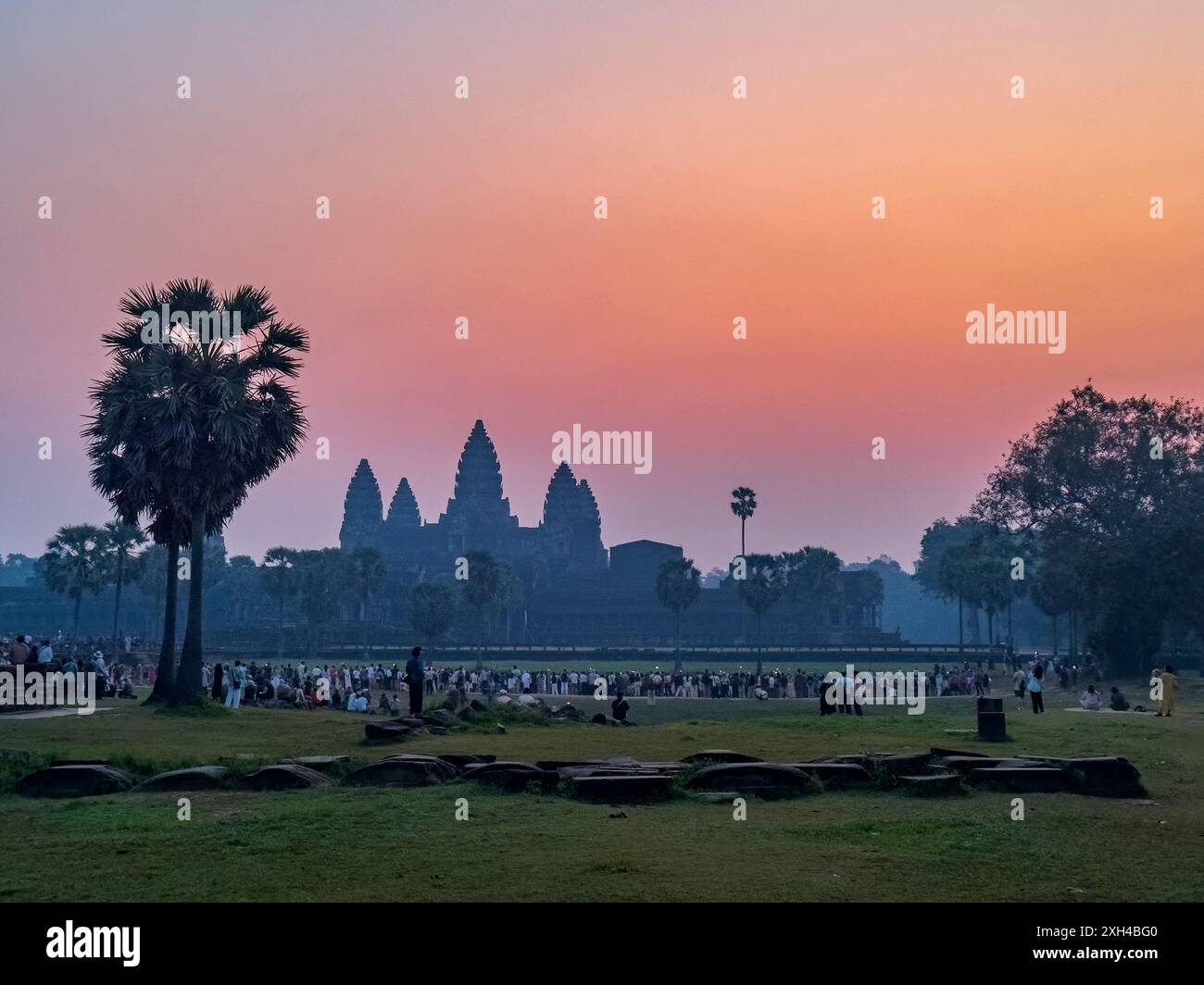 Site classé au patrimoine mondial de l'UNESCO à Angkor Wat, un complexe de temples hindou-bouddhistes près de Siem Reap, Cambodge. Banque D'Images Site classé au patrimoine mondial de l'UNESCO à Angkor Wat, un complexe de temples hindou-bouddhistes près de Siem Reap, Cambodge. Banque D'Images