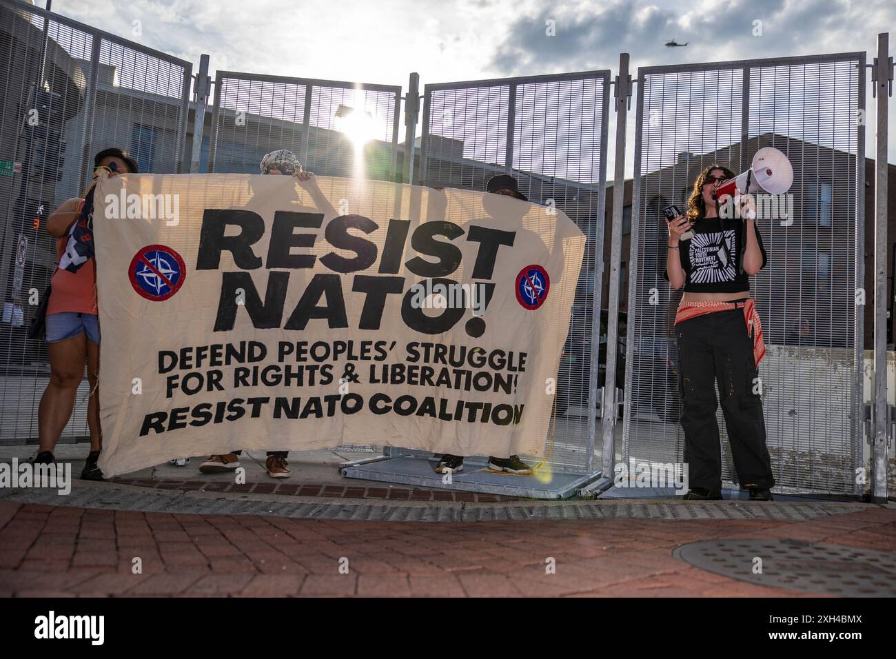 Washington, District de Columbia, États-Unis. 11 juillet 2024. Les manifestants pour les droits des Palestiniens se rassemblent près des réunions au sommet de l'Organisation du Traité de l'Amérique du Nord (OTAN), jeudi, juillet. 11 septembre 2024 à Washington, District de Columbia. (Crédit image : © Eric Kayne/ZUMA Press Wire) USAGE ÉDITORIAL SEULEMENT! Non destiné à UN USAGE commercial ! Banque D'Images