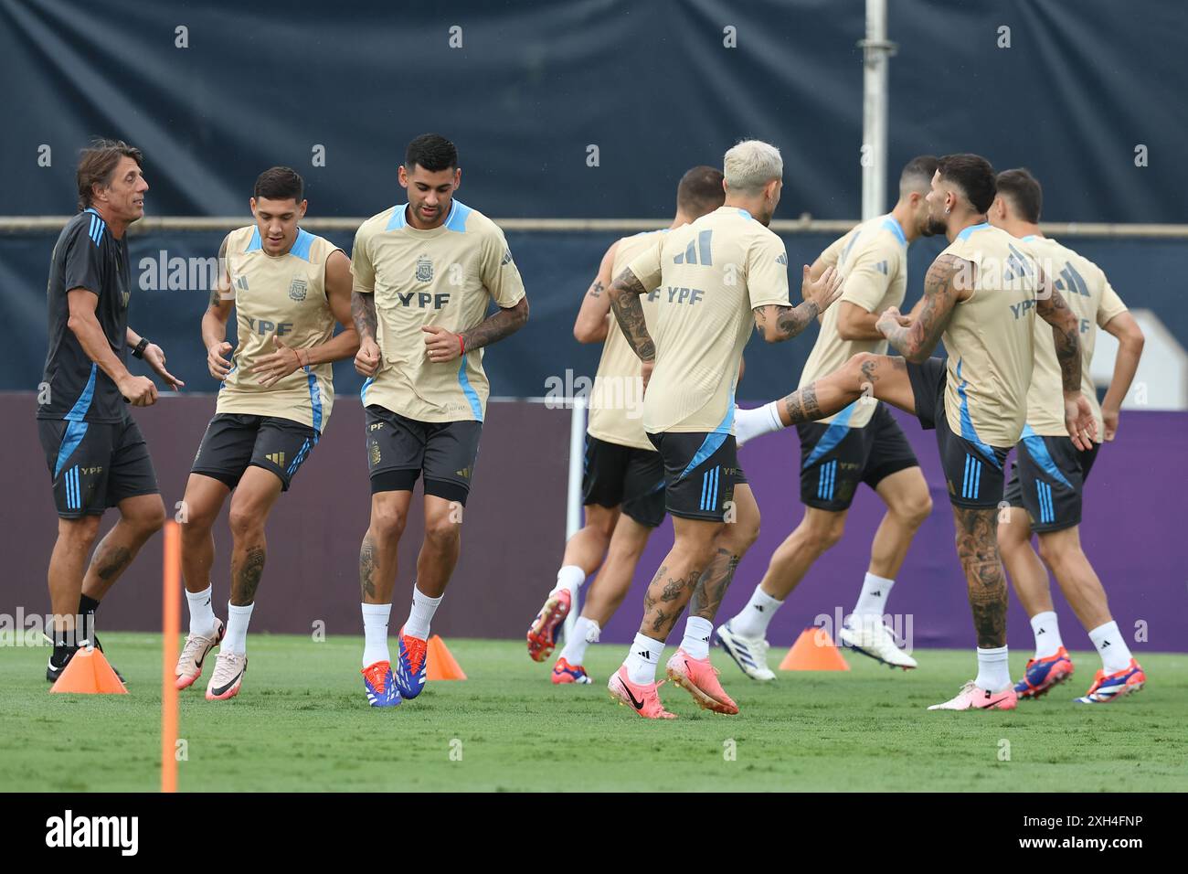 Les footballeurs argentins lors d’une séance d’entraînement avant le match contre la Colombie pour la finale de Copa America USA 2024, à la Florida International University (FIU), Miami, le 11 juillet 2024. Banque D'Images
