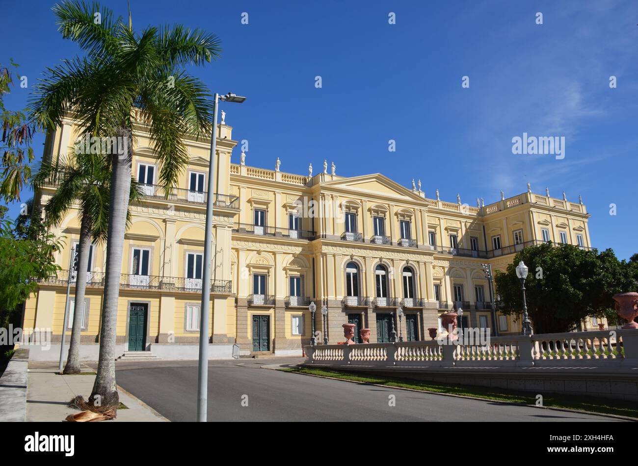 Palais de São Cristóvão, a servi de résidence officielle à la famille impériale portugaise et brésilienne. Parc municipal Quinta da Boa Vista - RJ Banque D'Images