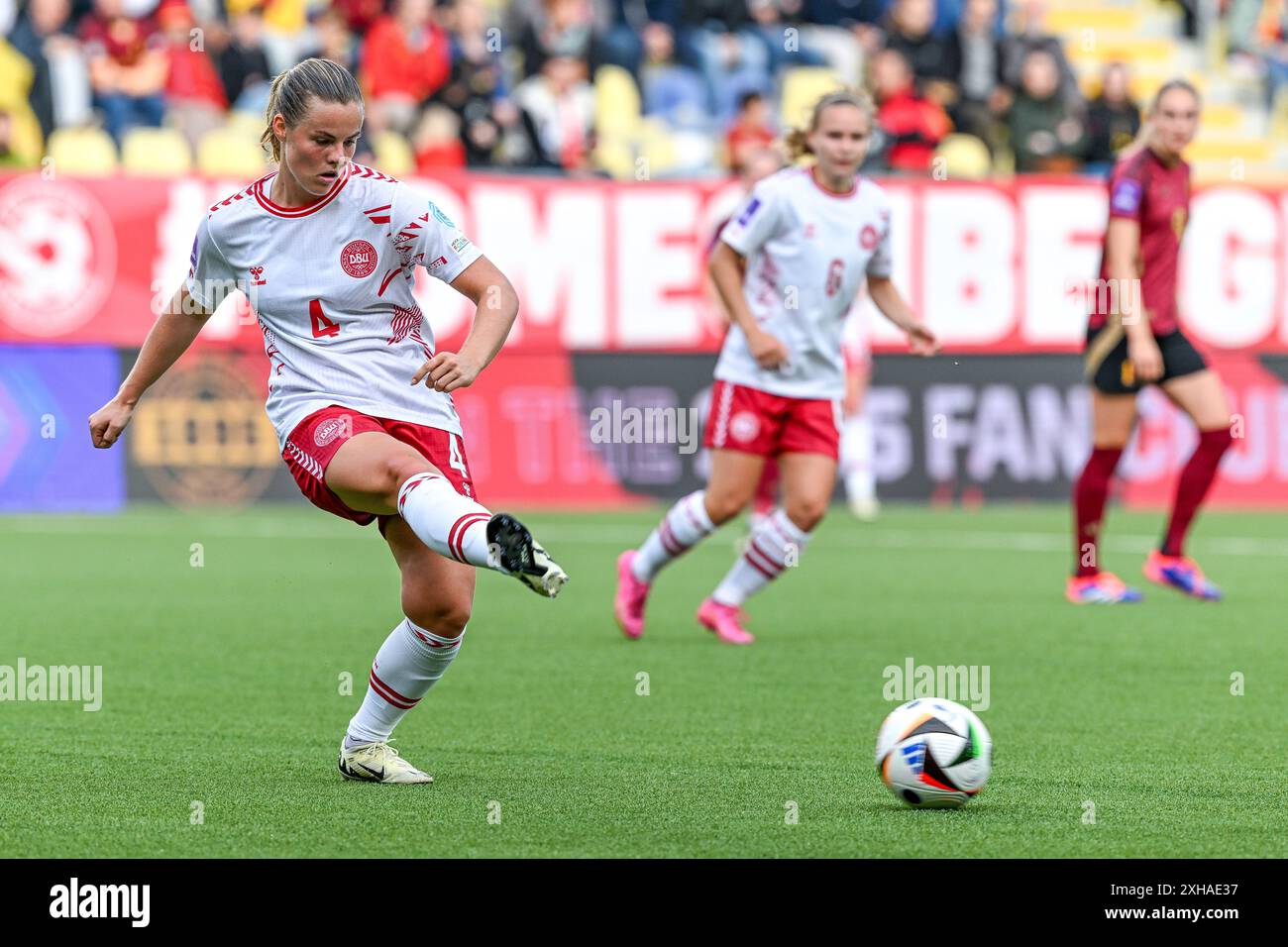 Sint Truiden, Belgique. 12 juillet 2024. Emma Faerge (4 ans), danoise, lors d'un match de football entre les équipes nationales féminines de Belgique, a appelé les Red Flames et le Danemark lors de la cinquième journée du Groupe A2 dans la phase de championnat des qualifications européennes féminines de l'UEFA 2023-24, le vendredi 12 juillet 2024 à Sint-Truiden, Belgique . Crédit : Sportpix/Alamy Live News Banque D'Images