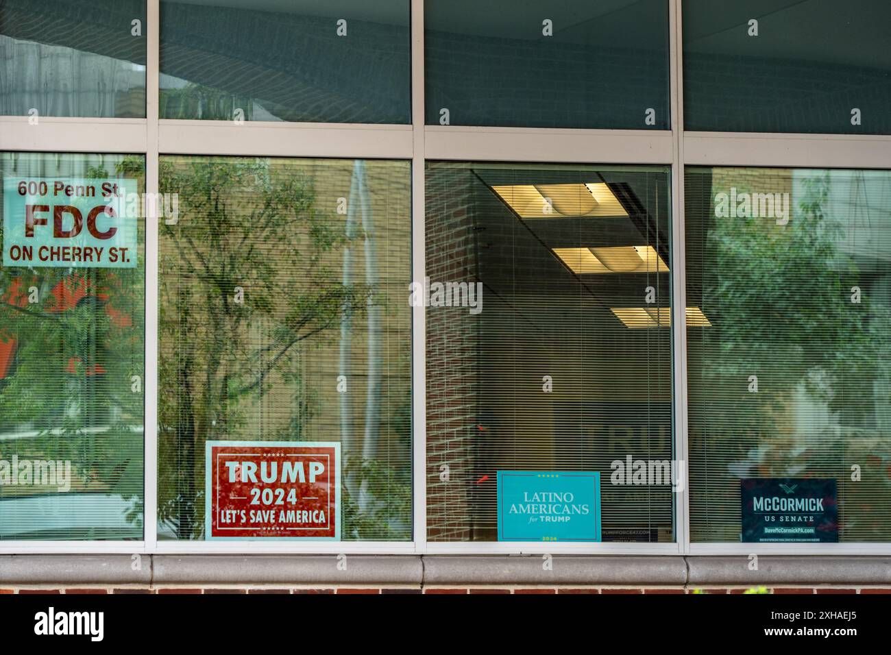 Reading, Pennsylvanie, 12 juillet 2024 : Latino for Trump Outreach Office dans la ville de Reading Pa Banque D'Images