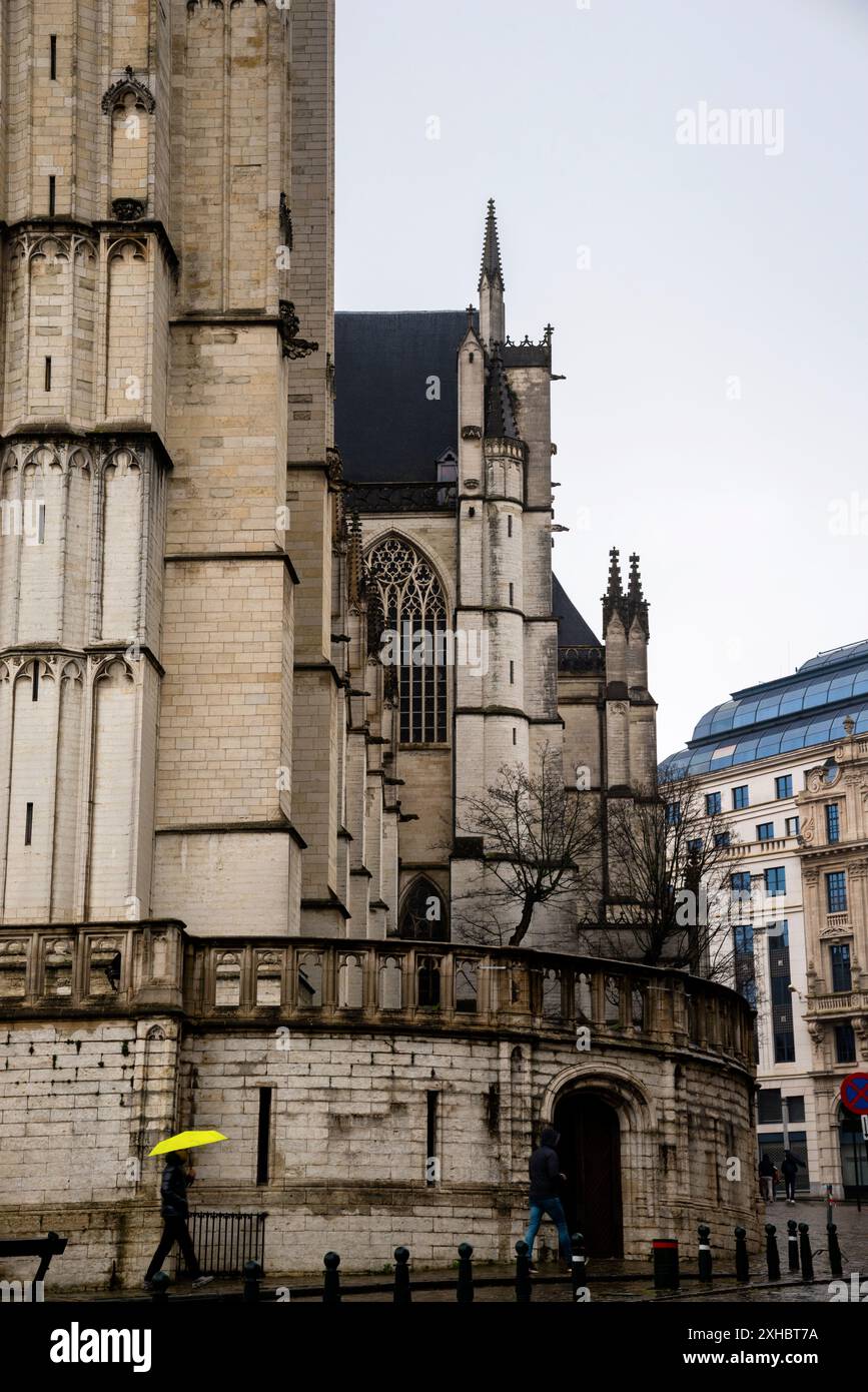 Cathédrale de Michael et de Gudula à Bruxelles, Belgique est l'un des plus beaux exemples de l'architecture gothique brabantine. Banque D'Images