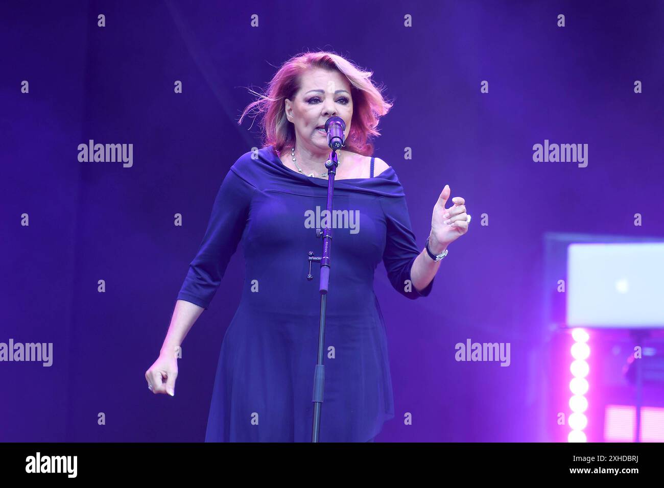 20 Jahre Berliner Rundfunk GeburtstagsParty Sandra, bürgerlich als Sandra Ann Lauer 20 Jahre Berliner Rundfunk GeburtstagsParty in der Berliner Wuhlheise in Berlin, AM 13.07.2024 *** 20 Jahre Berliner Rundfunk GeburtstagsParty Sandra, vrai nom Sandra Ann Lauer 20 Jahre Berliner Rundfunk GeburtstagsParty in the Berliner Wuhlheise in Berlin, le 13 07 2024 Photopress Mueller Banque D'Images 20 Jahre Berliner Rundfunk GeburtstagsParty Sandra, bürgerlich als Sandra Ann Lauer 20 Jahre Berliner Rundfunk GeburtstagsParty in der Berliner Wuhlheise in Berlin, AM 13.07.2024 *** 20 Jahre Berliner Rundfunk GeburtstagsParty Sandra, vrai nom Sandra Ann Lauer 20 Jahre Berliner Rundfunk GeburtstagsParty in the Berliner Wuhlheise in Berlin, le 13 07 2024 Photopress Mueller Banque D'Images