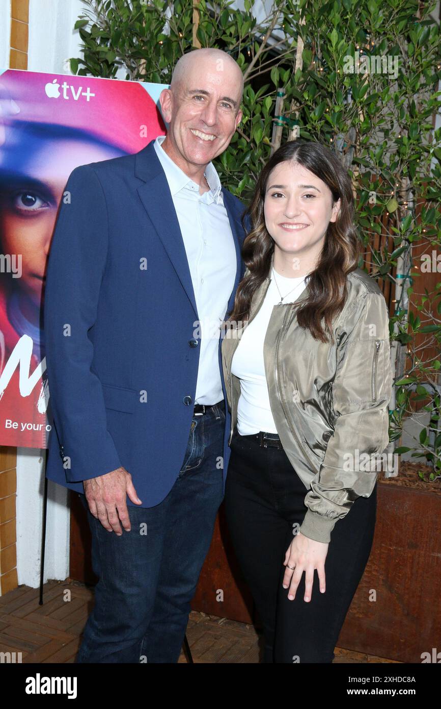 11 juillet 2024, Culver City, CA, États-Unis : LOS ANGELES - 11 juillet : Barry l Levy, Noa Levy à l'avant-première de la série Apple TV+ ''me'' After Party au restaurant Ugo le 11 juillet 2024 à Culver City, CA (crédit image : © Kay Blake/ZUMA Press Wire) USAGE ÉDITORIAL SEULEMENT! Non destiné à UN USAGE commercial ! Banque D'Images