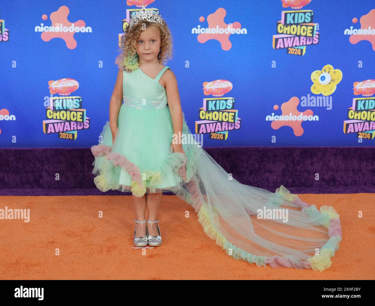 Los Angeles, États-Unis. 13 juillet 2024. Août Michael Peterson arrive au Nickelodeon Kids' Choice Awards 2024 qui se tient au Barker Hangar à Santa Monica, CA samedi, ? 13 juillet 2024. (Photo de Sthanlee B. Mirador/Sipa USA) crédit : Sipa USA/Alamy Live News Banque D'Images