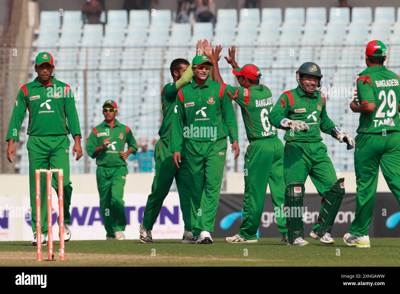 Bangladesh-Zimbabwe premier match international d'une journée (ODI) de cinq séries de matchs au stade national de cricket Sher-e-Bangla à Mirpur, Dhaka, Banglade Banque D'Images