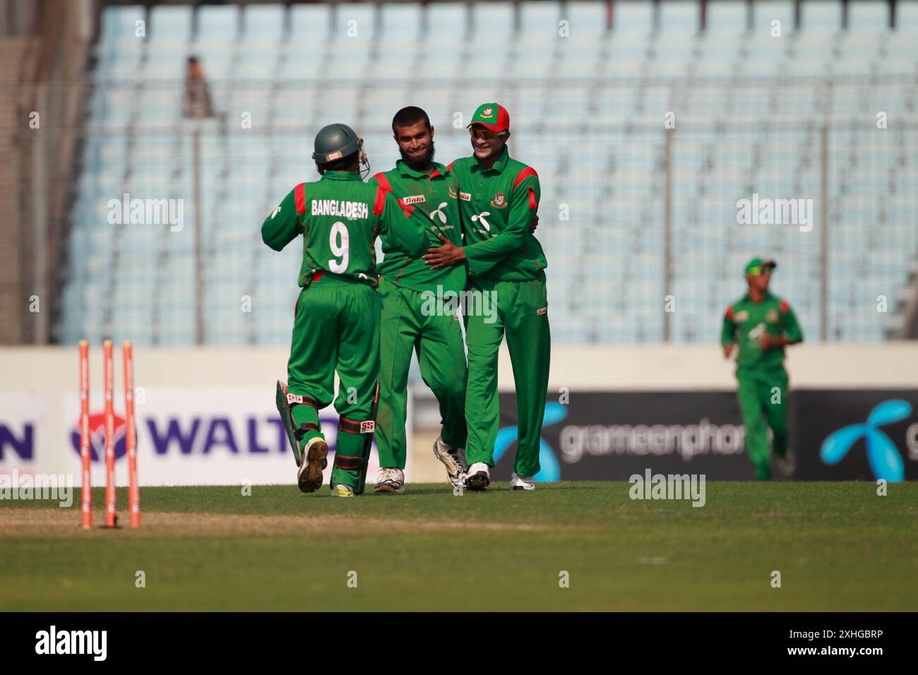 Bangladesh-Zimbabwe premier match international d'une journée (ODI) de cinq séries de matchs au stade national de cricket Sher-e-Bangla à Mirpur, Dhaka, Banglade Banque D'Images