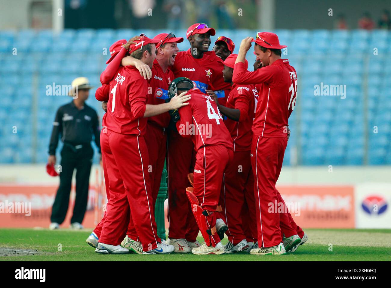 Bangladesh-Zimbabwe premier match international d'une journée (ODI) de cinq séries de matchs au stade national de cricket Sher-e-Bangla à Mirpur, Dhaka, Banglade Banque D'Images