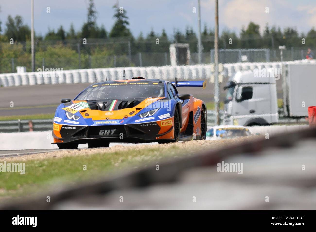 Benjamin Hites (CHL) / Tim Zimmermann (DEU), #63, Lamborghini Huracan GT3 EVO, Team : Grasser Racing Team (AUT), Motorsport, ADAC GT Masters, Nuerburgring, Rennen 5, Samstag, 13.07.2024 Foto : Eibner-Pressefoto/Juergen Augst Banque D'Images