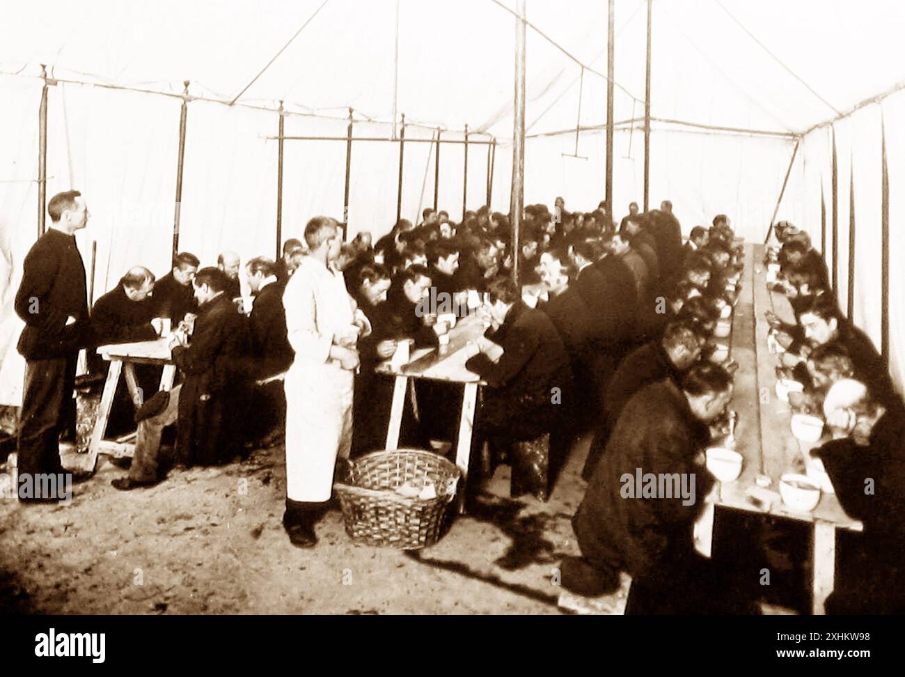 Nourrir les chômeurs à Londres, début des années 1900 Banque D'Images
