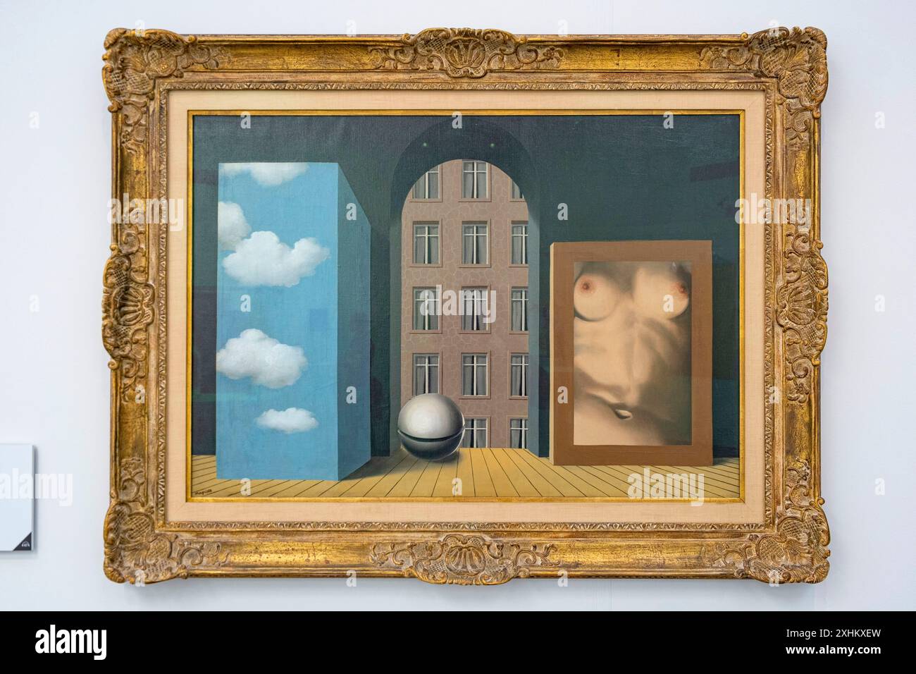 Belgique, Flandre occidentale, Bruges, centre historique classé au Patrimoine mondial de l'UNESCO, Musée Groeninge, René Magritte, l'attentat Banque D'Images