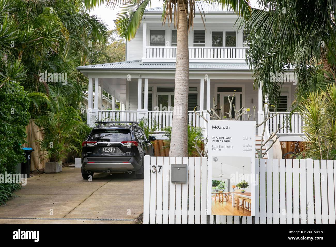 Maison australienne moderne de style Hamptons dans la banlieue nord d'Avalon Beach à vendre avec les agents immobiliers McGrath, Sydney, Australie Banque D'Images