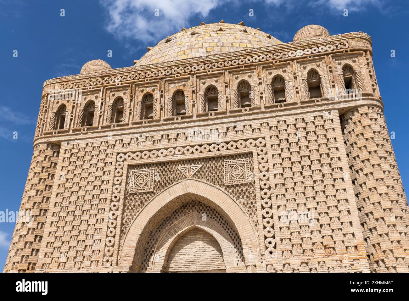 Samanid Mausolée, détail extérieur avec des arches pointues et des spandrels. Il a été construit au 10ème siècle EC, situé à Boukhara, Ouzbékistan Banque D'Images