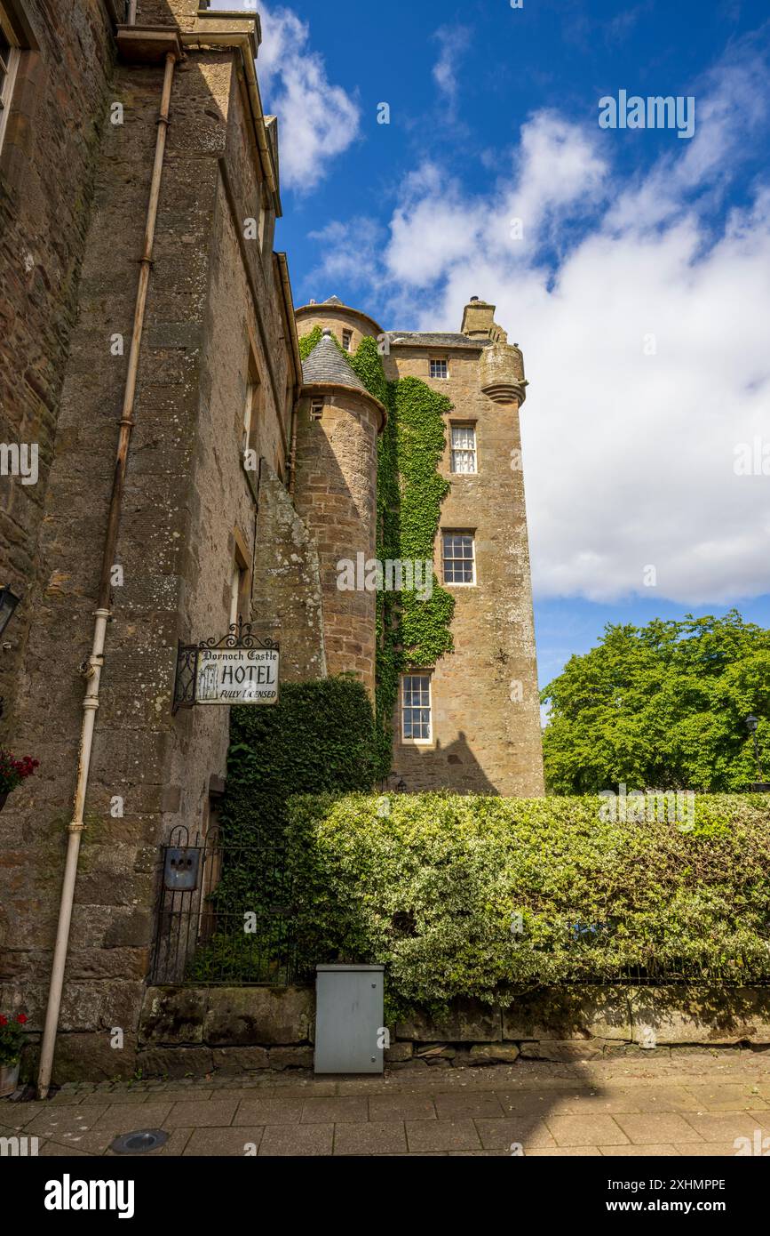 Les vestiges du château de Dornoch ou palais épiscopal, maintenant le Castle Hotel, Dornoch, Caithness, Écosse Banque D'Images