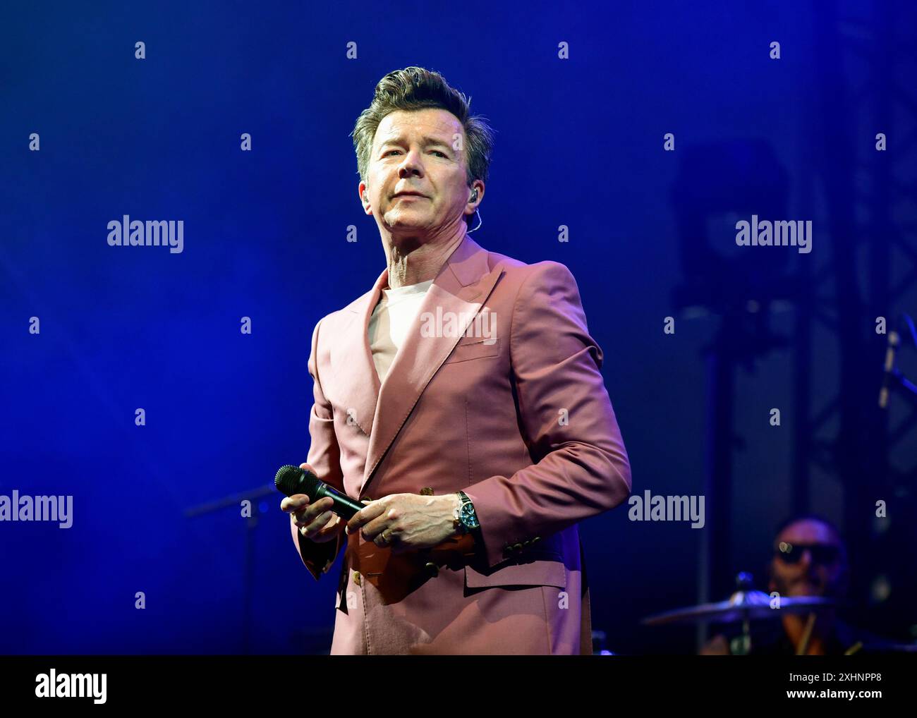 Derby, Royaume-Uni, Markeaton Park. 14 juillet 2024. Sessions d’été avec “Deco”, “Lightning Seeds”, Rick Ashley” et les têtes d’affiche “Madness”. Sur la photo : Rick Astley. Crédit : Mark Dunn/Alamy Live News Banque D'Images