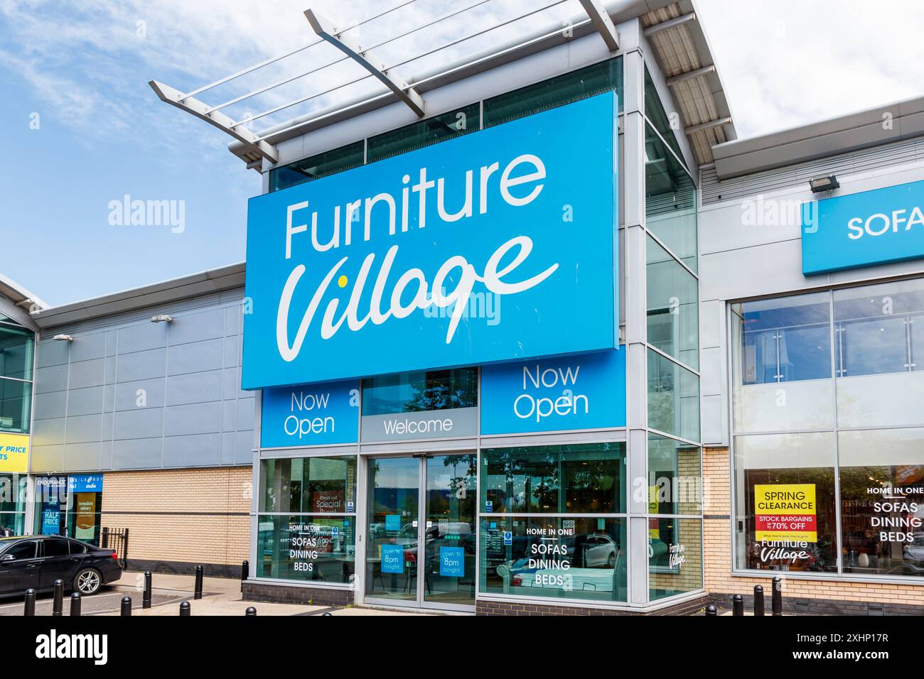 Furniture Village, un point de vente situé dans le Staples Corner Retail Park, au nord de Londres, au Royaume-Uni Banque D'Images