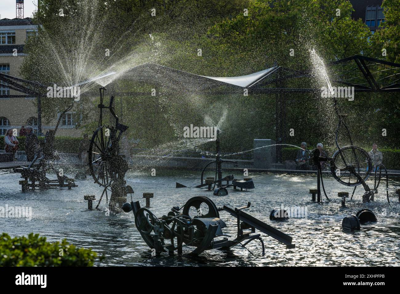 Suisse, Bâle, Theaterplatz, Fontaine du Carnaval de Tinguely (Fasnachtsbrunnen) Banque D'Images