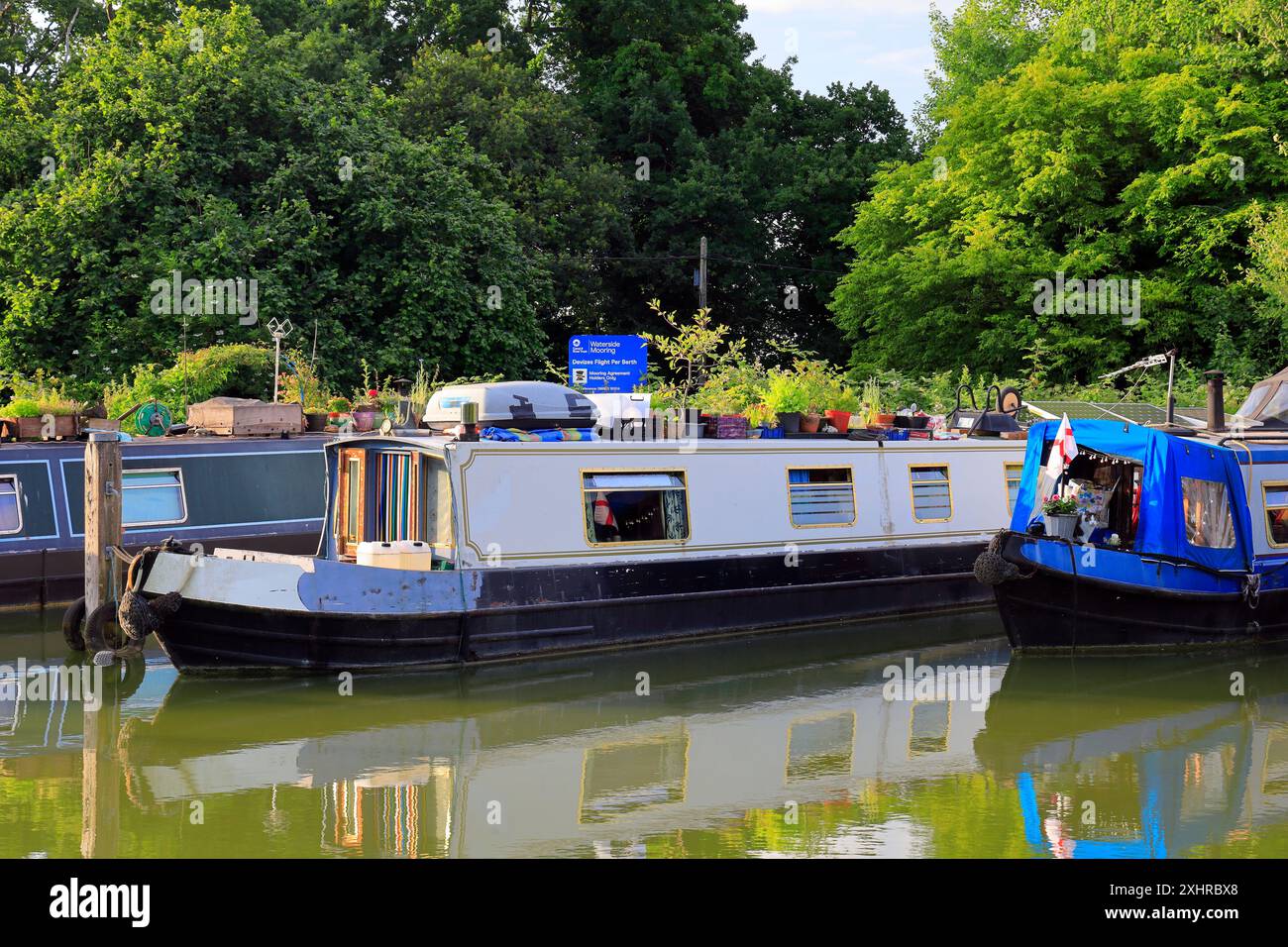 Le canal Kennett & Avon à Devizes. Prise en juillet 2024. Été. Banque D'Images