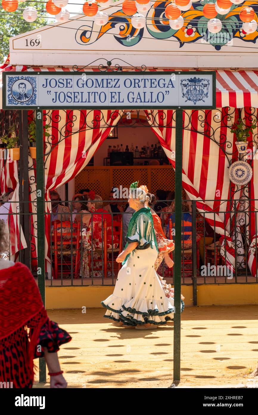 Avril Foire dans la ville de Séville, une tradition qui a lieu chaque année dans la capitale andalouse en Espagne Banque D'Images
