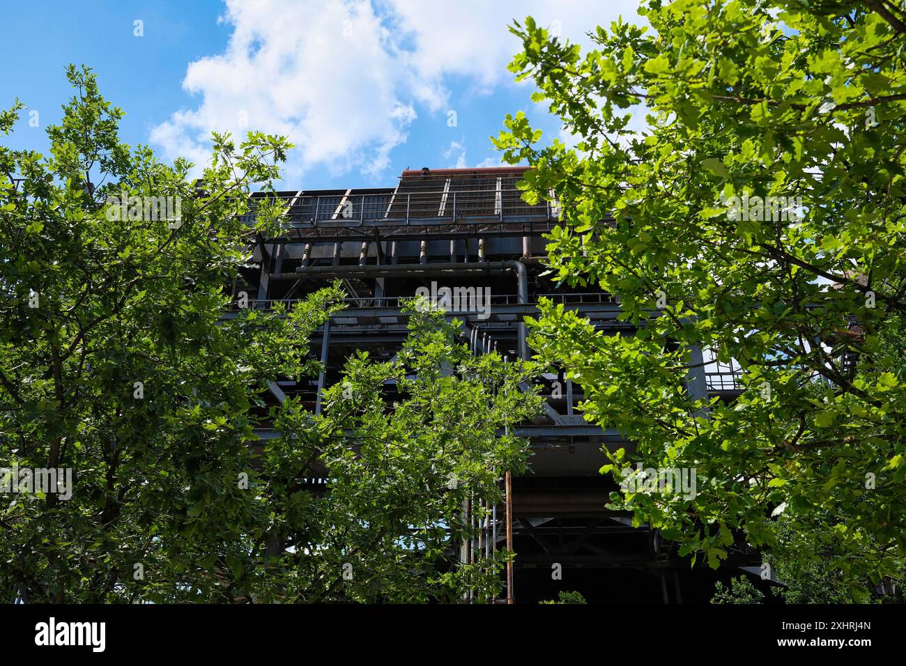 Ancien bâtiment industriel dans Duisburg North Landscape Park, vintage, LaPaDu, Ruhr zone, Rhénanie-du-Nord-Westphalie, Allemagne Banque D'Images