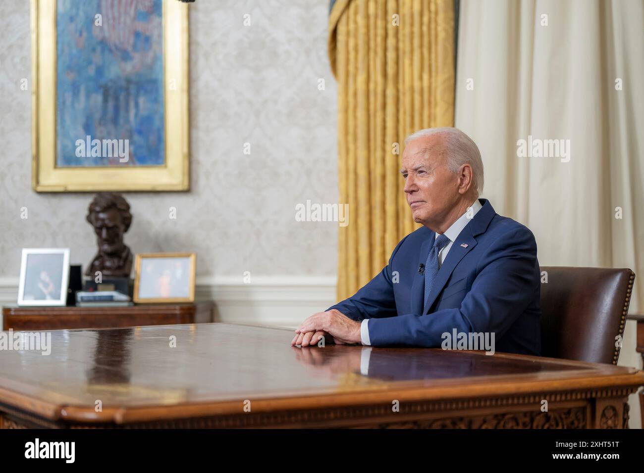 Washington, États-Unis d'Amérique. 14 juillet 2024. Washington, États-Unis d'Amérique. 14 juillet 2024. U. Le président Joe Biden s’adresse à la nation suite à la tentative d’assassinat de l’ancien président Trump depuis le bureau ovale de la Maison Blanche, le 14 juillet 2024, à Washington, DC Un homme armé a tiré sur l’ancien président Donald Trump lors d’un rassemblement de campagne à Butler, en Pennsylvanie. Crédit : Adam Schultz/White House photo/Alamy Live News Banque D'Images