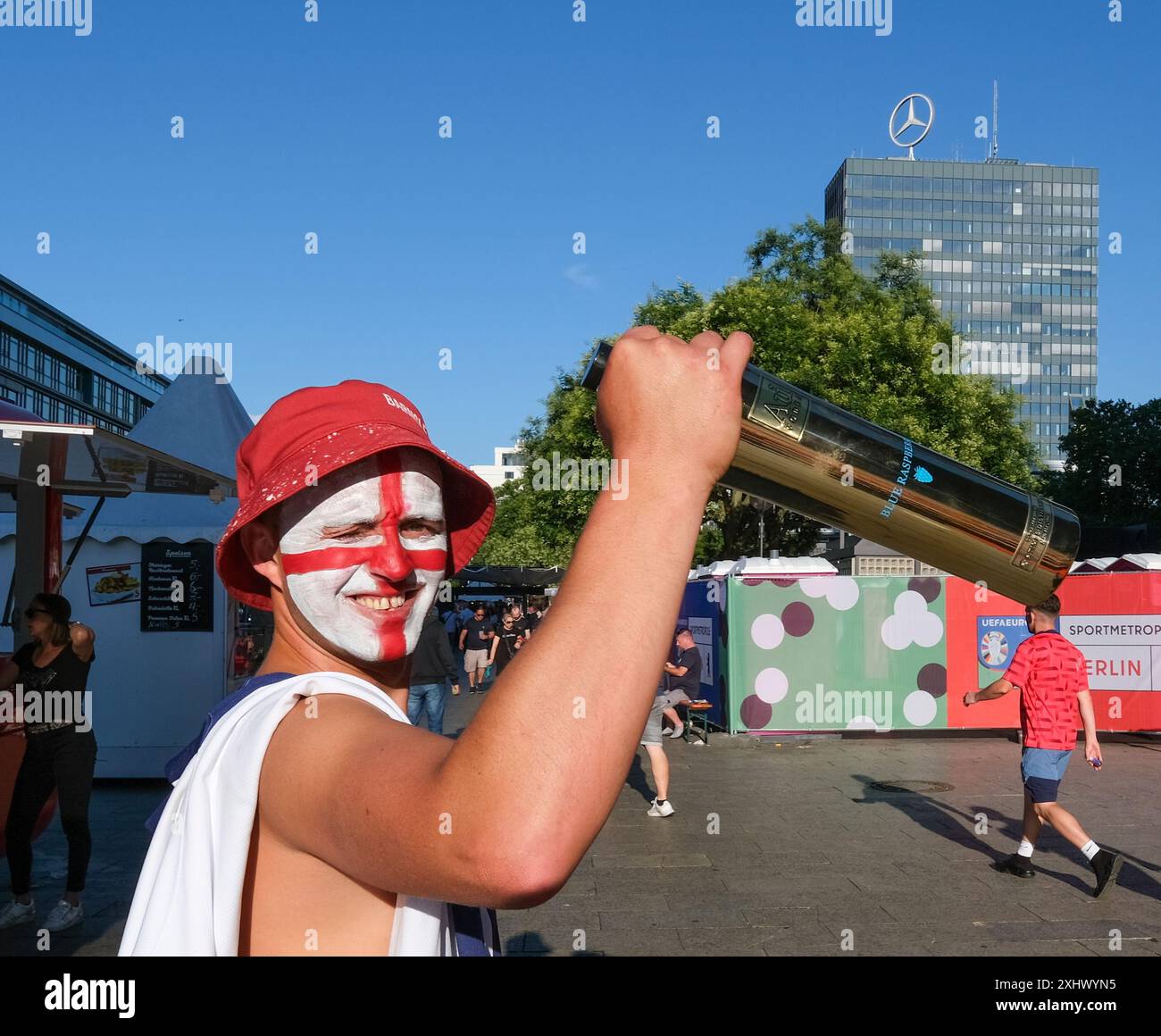 Fans de football anglais à Berlin pendant l'Euro 2024 Football Championship Banque D'Images