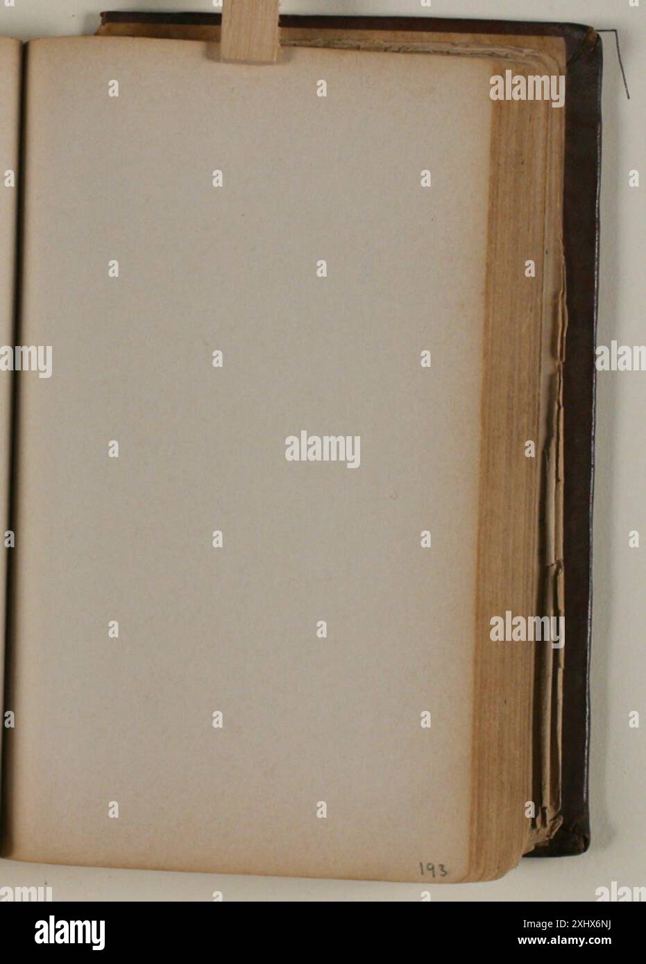 Dessin vierge sans titre de Niels Larsen Stevns sur papier sans contenu visuel ni chiffres. Banque D'Images