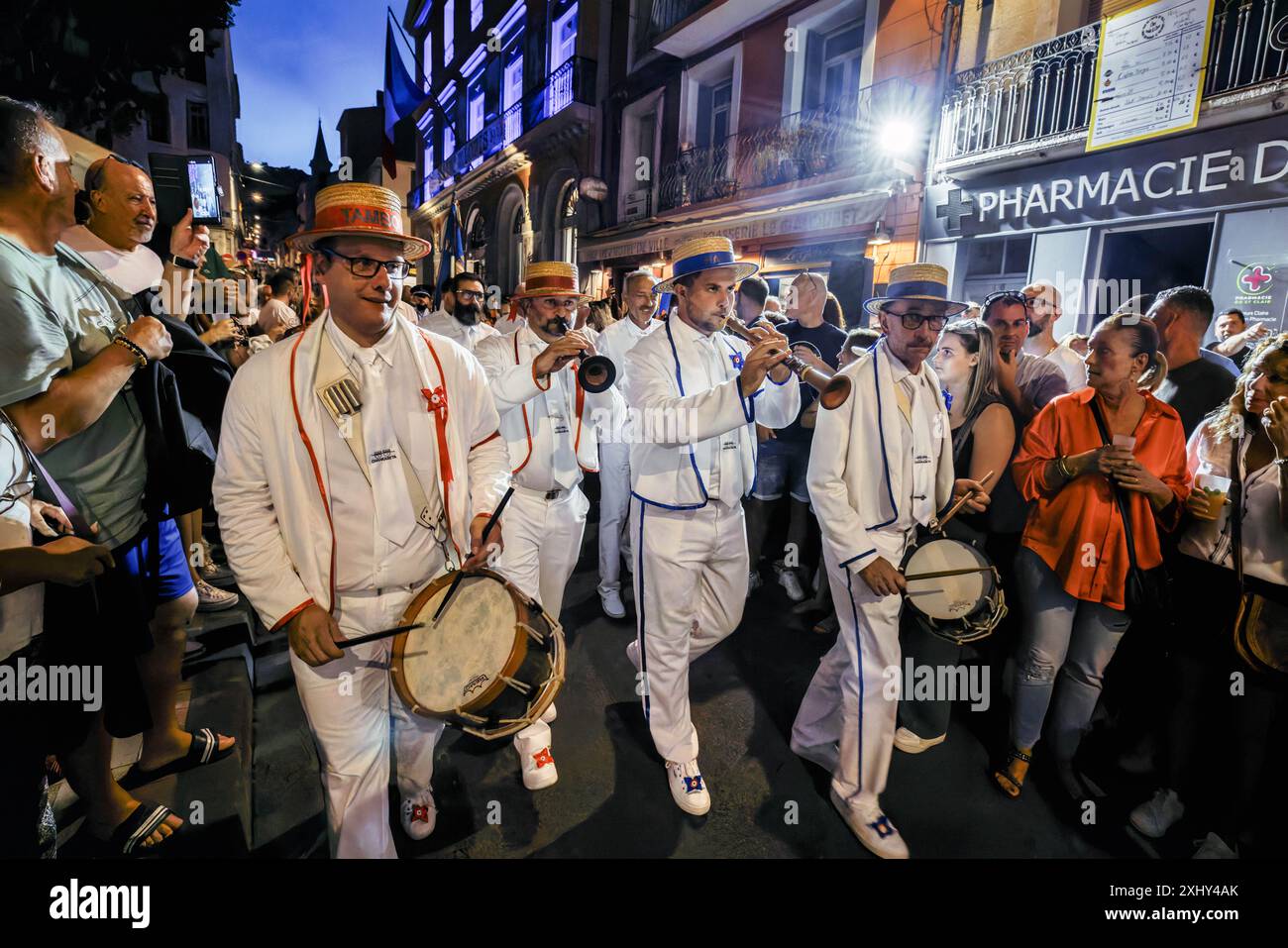 FRANCE. OCCITANY. HÉRAULT (34) SÈTE. AMBIANCE À LA FETE DE LA SAINT-LOUIS AVEC LA FANFARE OFFICIELLE Banque D'Images