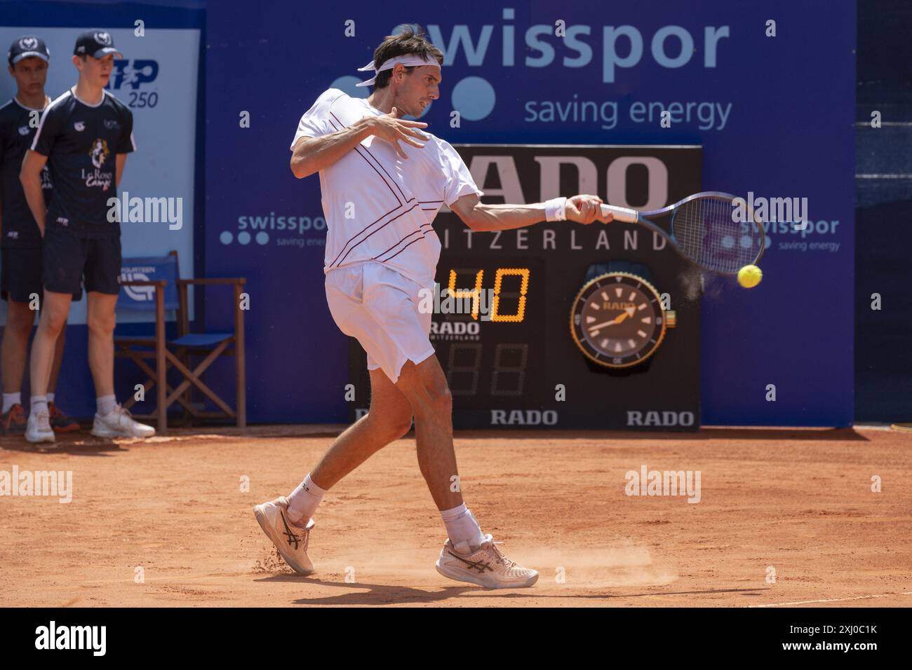 Gstaad Suisse, 07 16 2024 : Marc-Andrea Huesler (sui) en action lors de l'EFG Swiss Open. Lors de l'EFG Gstaad Swiss Open ATP 250, match international de tennis à Gstaad, Suisse, le 16 juillet 2024 Banque D'Images