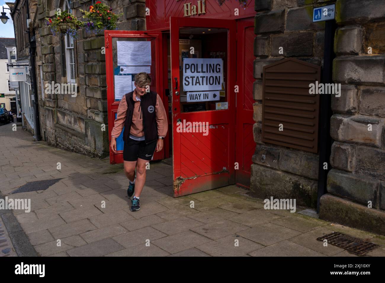 Votes à Richmond et Northallerton le député en exercice est Rishi Sunak, premier ministre du Royaume-Uni et chef du Parti conservateur depuis 2022. Premier premier ministre britannique asiatique, il a occupé deux postes ministériels sous Boris Johnson, plus tard chancelier de l'Échiquier de 2020 à 2022. Banque D'Images