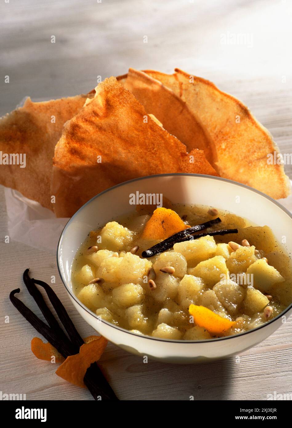 Pomme, orange et compote à la vanille Banque D'Images
