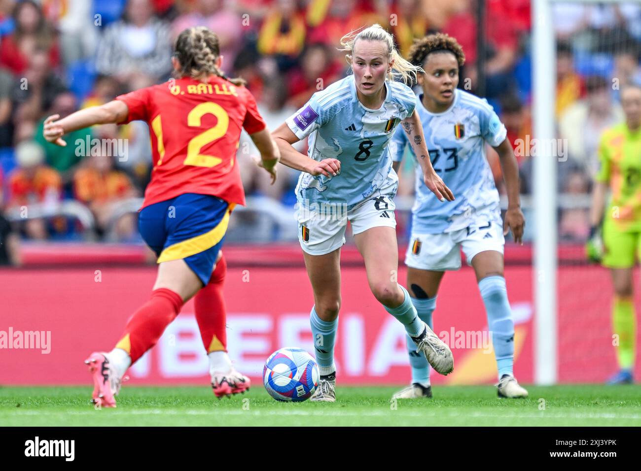 La Corogne, Espagne. 16 juillet 2024. Feli Delacauw (8 ans), belge, lors d'un match de football entre les équipes nationales féminines d'Espagne et de Belgique, a appelé les flammes rouges lors de la sixième journée du Groupe A2 dans la phase de la ligue des qualifications européennes féminines de l'UEFA 2023-24, le mardi 16 juillet 2024 à la Corogne, Espagne . Crédit : Sportpix/Alamy Live News Banque D'Images